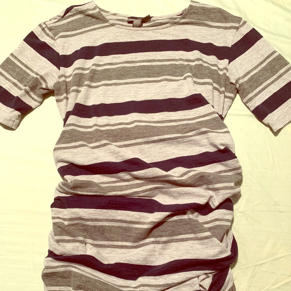 Cute & Comfy Maternity Top